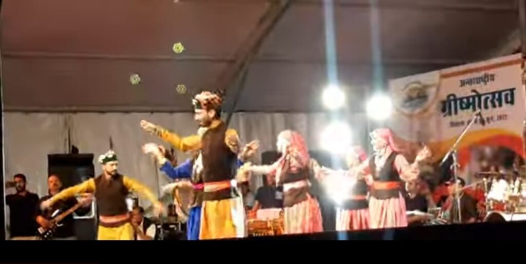 CM  presides over closing ceremony of International Summer Festival HIMACHAL HEADLINES