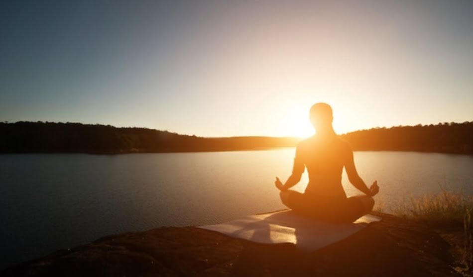 Health Minister reviews preparations for International Yoga Day HIMACHAL HEADLINES