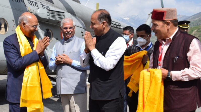 President of India accorded traditional welcome at Sissu HIMACHAL HEADLINES