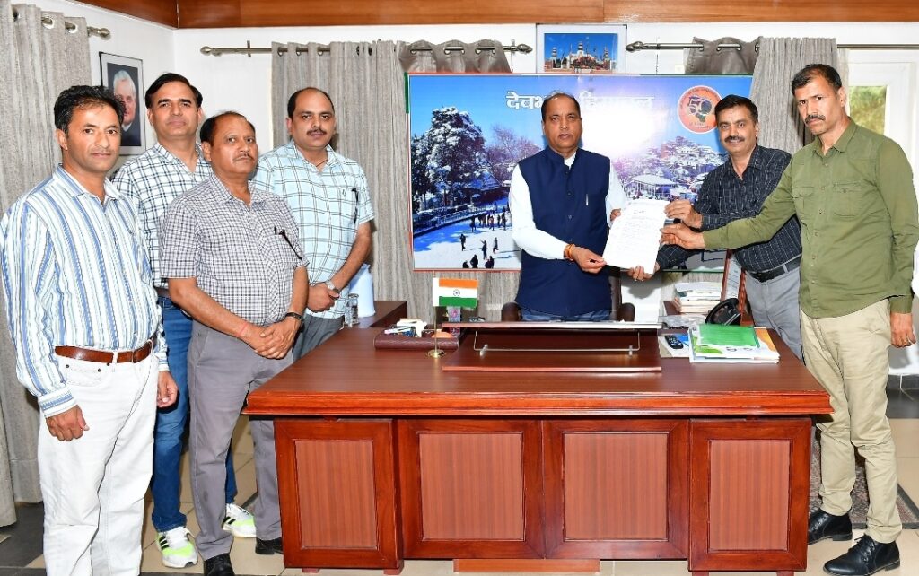 Delegation of All Himachal University and College Teachers calls on Chief Minister HIMACHAL HEADLINES