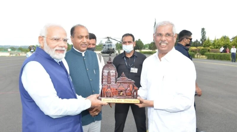 PM given warm send off HIMACHAL HEADLINES