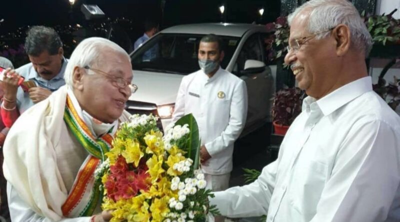 Governor HP receives Governor of Kerala Governor HP receives Governor of Kerala HIMACHAL HEADLINES