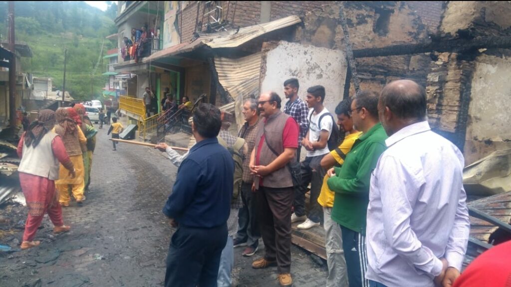 Kissan Sabha seek adequate compensation to fire affected HIMACHAL HEADLINES