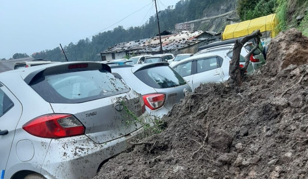 Girl die in a landslide in Shimla  HIMACHAL HEADLINES