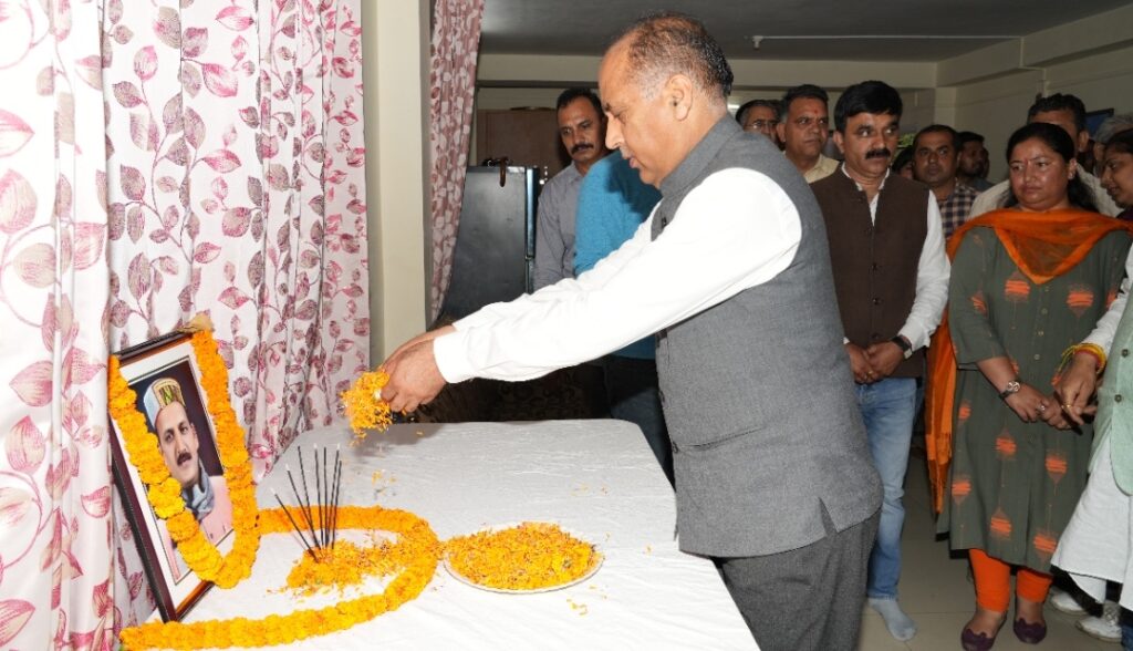 CM pays tribute to late Rakesh Babli HIMACHAL HEADLINES