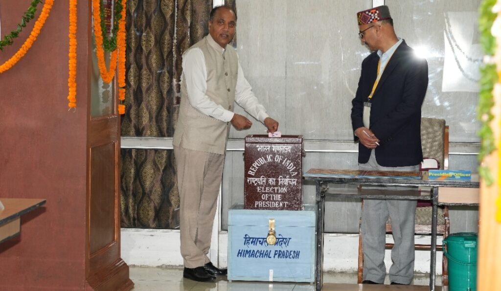 Polling ensuing for Presidential poll in HP Polling ensuing for Presidential poll in HP HIMACHAL HEADLINES