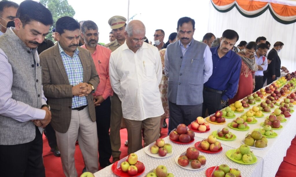 Nauni University to be developed as a Center for training in Natural Farming: Governor Nauni University to be developed as a Center for training in Natural Farming: Governor HIMACHAL HEADLINES