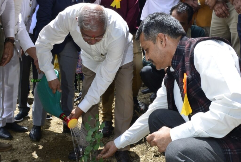 Governor launches 'AYUSH Pathshala Vatika' campaign HIMACHAL HEADLINES