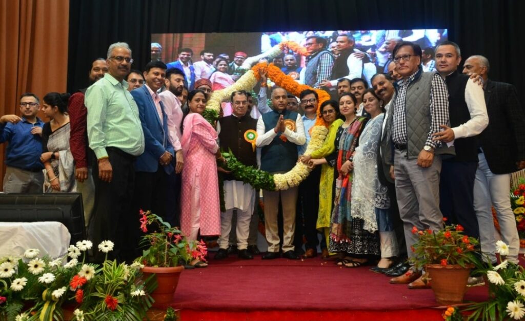 CM presides over Abhivadan Samaroh of Himachal Pradesh University Teachers and College Teachers association HIMACHAL HEADLINES