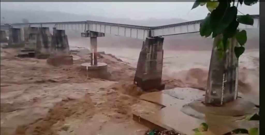 Nadda expressed grief on the damages caused due to heavy rains and landslides in Himachal Nadda expressed grief on the damages caused due to heavy rains and landslides in Himachal HIMACHAL HEADLINES