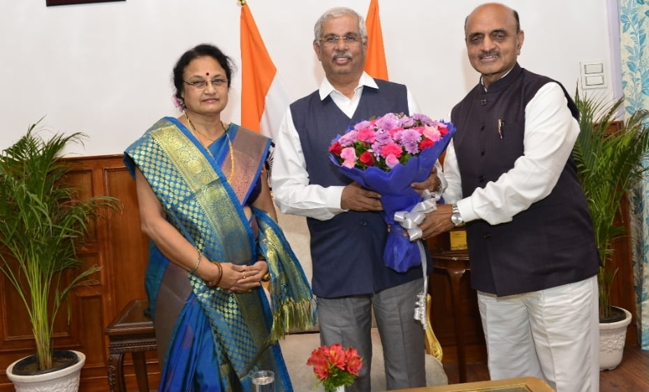 Union Minister of State for Finance calls on Governor Union Minister of State for Finance calls on Governor HIMACHAL HEADLINES