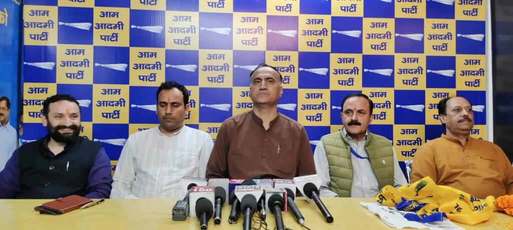 Kejriwal considers a chance for the first time, for the second time says to vote only if AAP has worked Kejriwal considers a chance for the first time, for the second time says to vote only if AAP has worked HIMACHAL HEADLINES