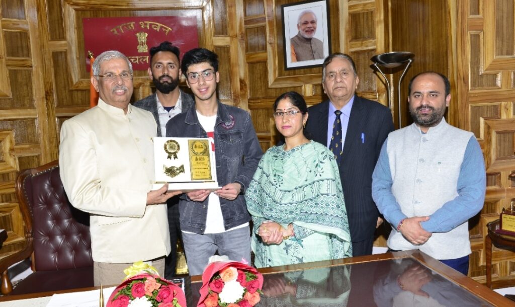 Governor honours NEET-2022 topper at Raj Bhavan HIMACHAL HEADLINES