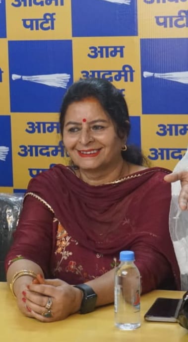 Smriti Irani is not able to see the pain of women : Nirmal Sharma, State President Women's Wing, AAP Smriti Irani is not able to see the pain of women : Nirmal Sharma, State President Women's Wing, AAP HIMACHAL HEADLINES