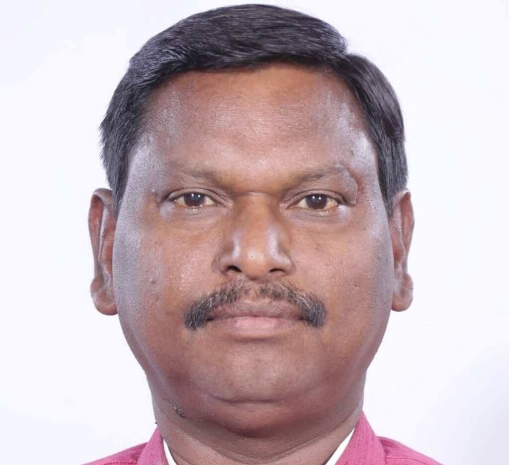 Arjun Munda, Centre Minister for Tribal affairs on a two day visit to Himachal HIMACHAL HEADLINES