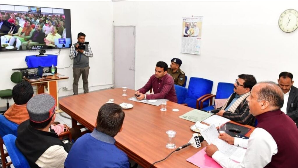 Chief Minister inaugurates and lays foundation stones of 183 developmental projects worth Rs 1008.42 crore Chief Minister inaugurates and lays foundation stones of 183 developmental projects worth Rs 1008.42 crore HIMACHAL HEADLINES
