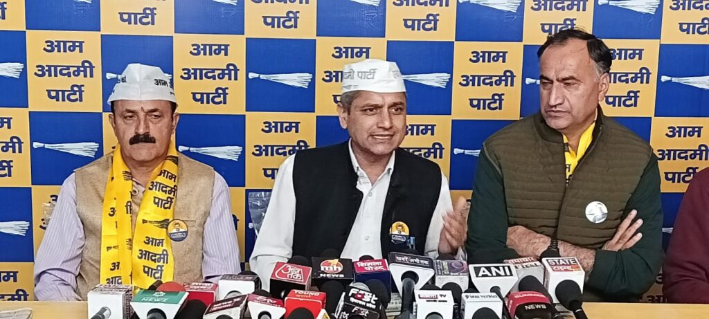 AAP is all set for elections, will contest elections in all 68 assembly constituencies : Surjit Thakur AAP is all set for elections, will contest elections in all 68 assembly constituencies : Surjit Thakur HIMACHAL HEADLINES