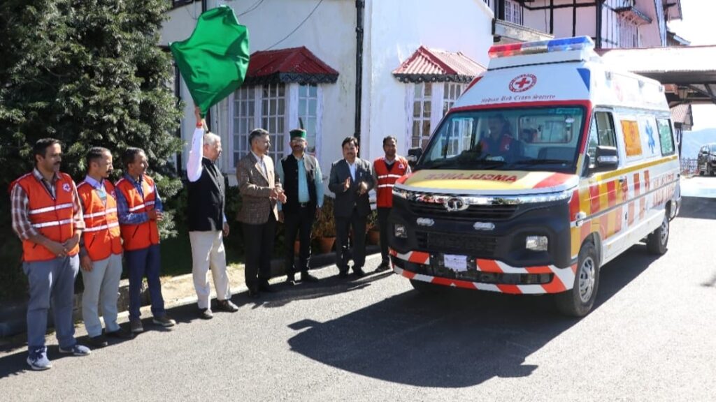 Governor flags off basic life support ambulance HIMACHAL HEADLINES
