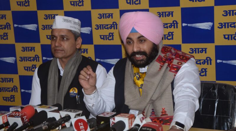  BJP misusing central agencies, conspiracy to stop campaigning in Himachal and Gujarat: AAP HIMACHAL HEADLINES