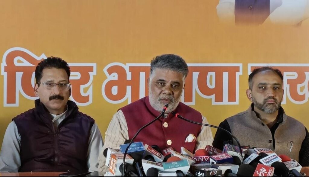 While Congress was busy nurturing nepotism, BJP developed the state - Rajiv Bhardwaj HIMACHAL HEADLINES
