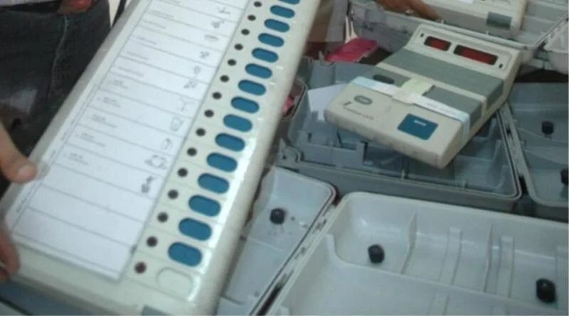 EVM recovers from a pvt vehicle, Cong lodges complaint to ECI HIMACHAL HEADLINES