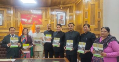 HPPSC Chairman presents annual reports to Governor HIMACHAL HEADLINES