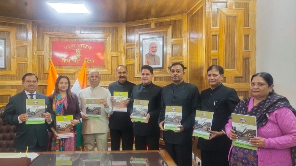 HPPSC Chairman presents annual reports to Governor HPPSC Chairman presents annual reports to Governor HIMACHAL HEADLINES