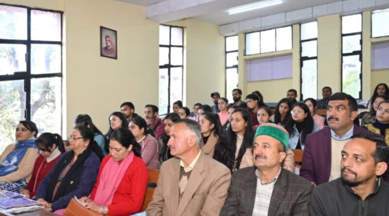 Seminar on Azadi ka Amrit Mahotsav- 'Swadhinta Senaniyon Se Prernaon ka Amrit' organized at HPU Shimla Seminar on Azadi ka Amrit Mahotsav- 'Swadhinta Senaniyon Se Prernaon ka Amrit' organized at HPU Shimla HIMACHAL HEADLINES