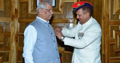 Governor appeals to contribute generously towards Armed Forces Flag Day fund HIMACHAL HEADLINES