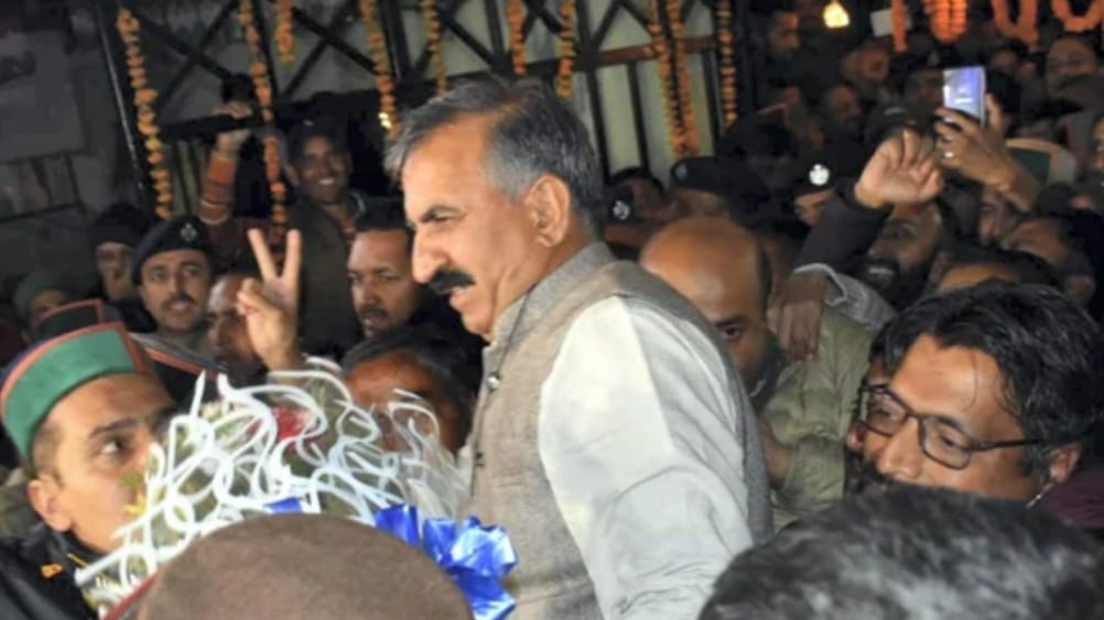 Easy transfer of power in Himachal as Cong successful draw concensus on CM post Easy transfer of power in Himachal as Cong successful draw concensus on CM post HIMACHAL HEADLINES