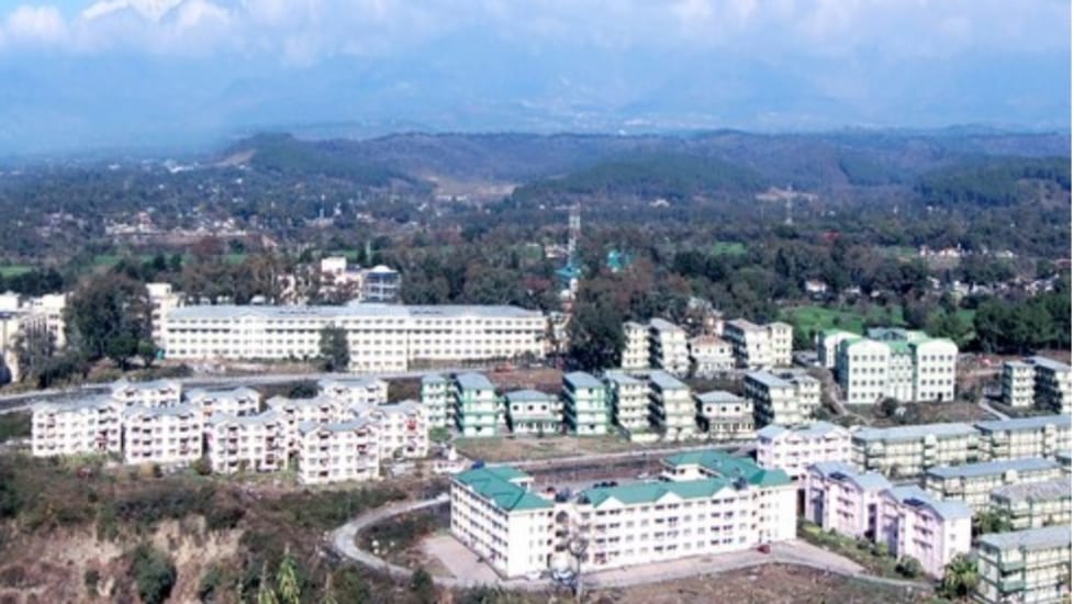 PWD Nikita eligible to admit in MBBS:HC PWD Nikita eligible to admit in MBBS:HC HIMACHAL HEADLINES