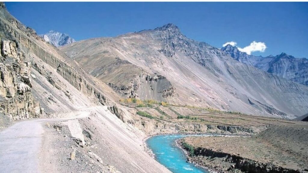 2.6 magnitude earthquake jolts Lahaul-Spiti district 2.6 magnitude earthquake jolts Lahaul-Spiti district HIMACHAL HEADLINES