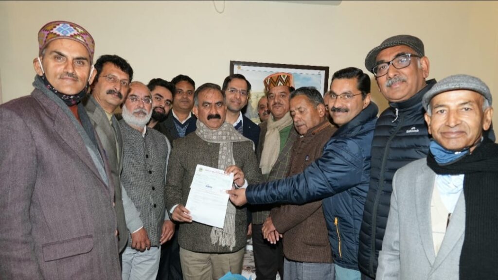 <strong>Sai Eternal Foundation Contributes 21 lakhs for CM Relief fund</strong> <strong>Sai Eternal Foundation Contributes 21 lakhs for CM Relief fund</strong> HIMACHAL HEADLINES