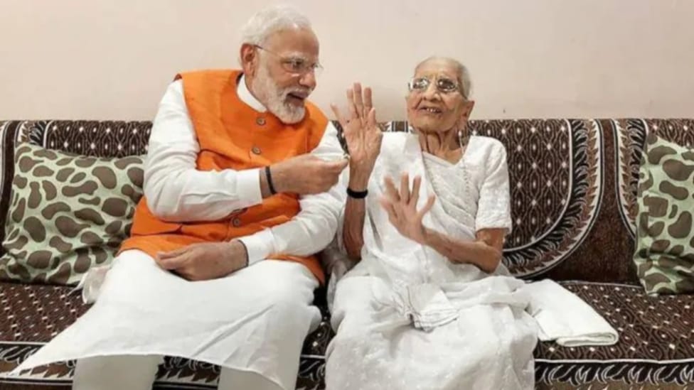 <strong>Governor Condoles demise of Heeraben Modi</strong> HIMACHAL HEADLINES