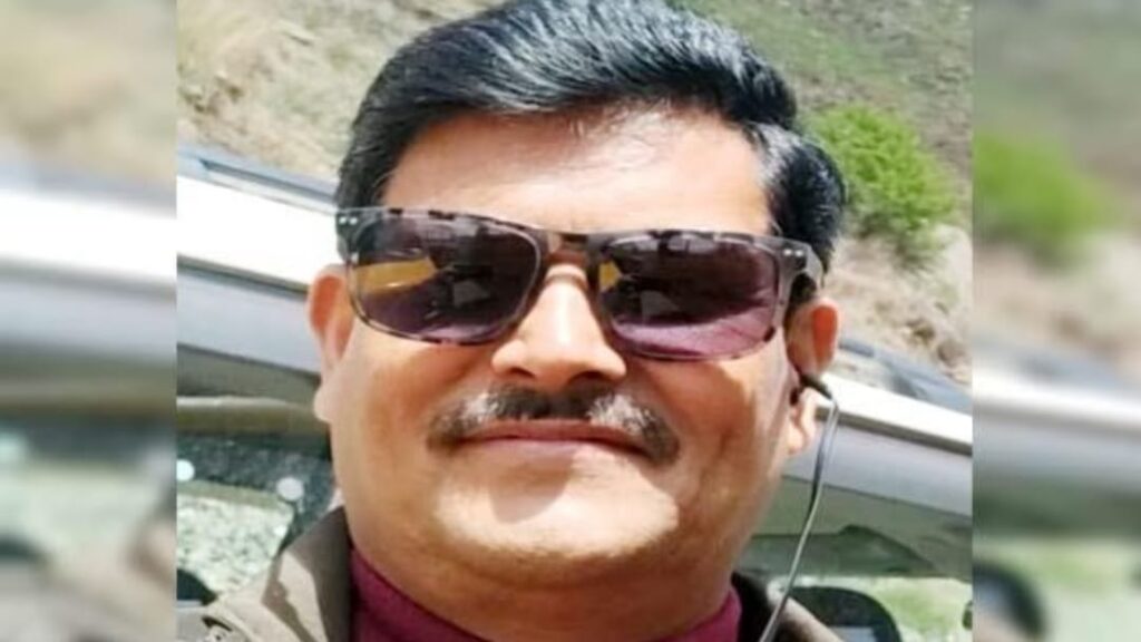 <strong>Kuldeep Singh Banshtu assumes charge of OSD to CM at New Delhi</strong> <strong>Kuldeep Singh Banshtu assumes charge of OSD to CM at New Delhi</strong> HIMACHAL HEADLINES