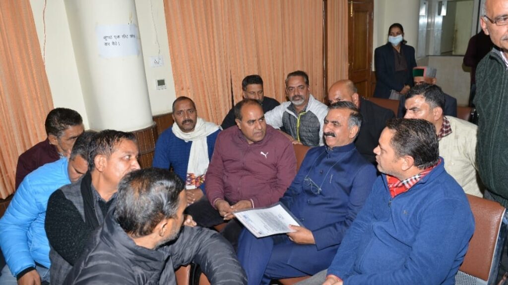 <strong>Delegation of BDTS calls on CM</strong> HIMACHAL HEADLINES