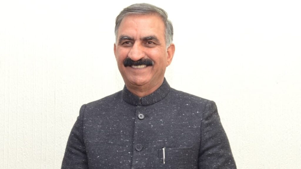 CM donates salary to Chief Minister Sukhashray Sahayata Kosh HIMACHAL HEADLINES