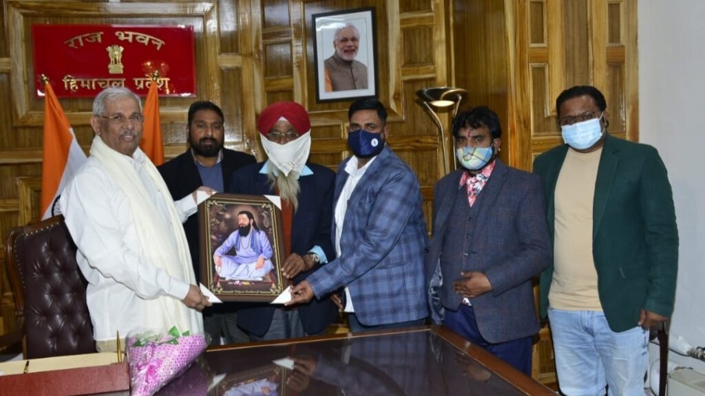 Delegation greets Governor on New Year Delegation greets Governor on New Year HIMACHAL HEADLINES