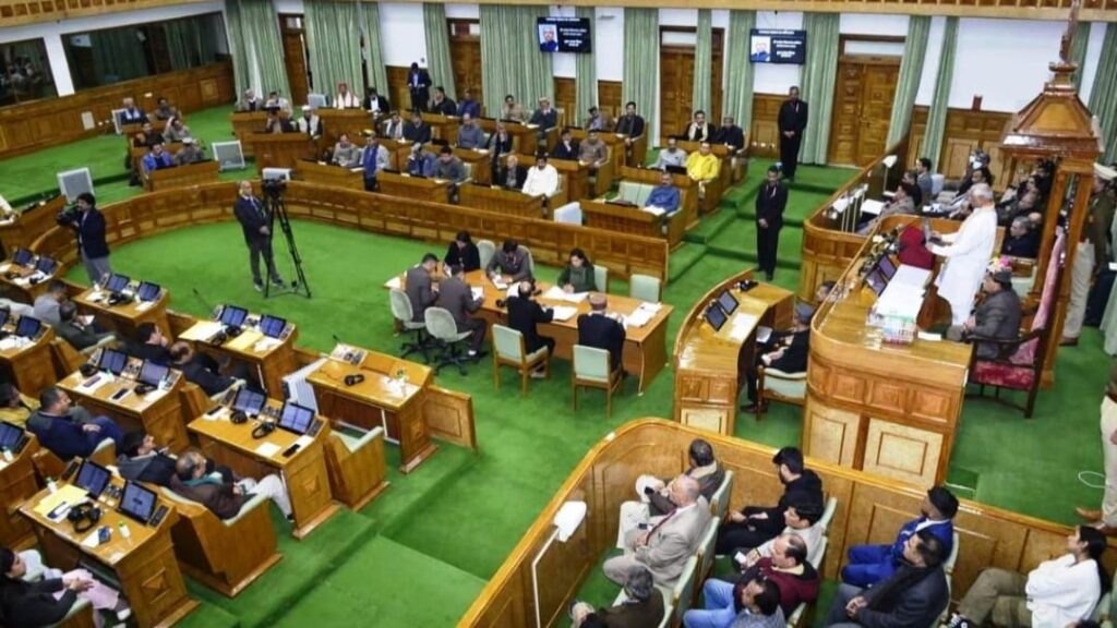 Reiterating the commitment of the government to frame employee-centric policies : Governor HIMACHAL HEADLINES