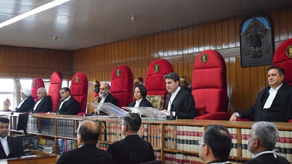 Himachal Highcourt bid farewell to CJ AA Sayed HIMACHAL HEADLINES
