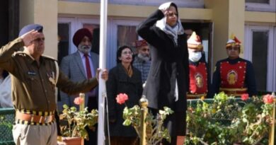 Justice Rabina unfurl tricolour at Himachal Pradesh High court HIMACHAL HEADLINES