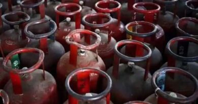 AIDWA slams Modi government against price hike of cooking gas HIMACHAL HEADLINES