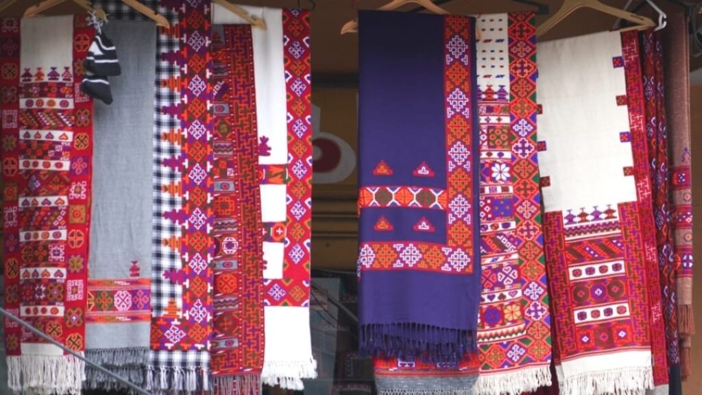 Masterpieces of embroidery - Himachali shawls gaining global prominence Masterpieces of embroidery - Himachali shawls gaining global prominence HIMACHAL HEADLINES
