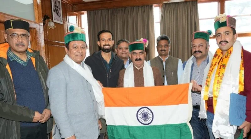 Everester Amit Negi calls on  CM Sukhvinder Singh Sukhu HIMACHAL HEADLINES