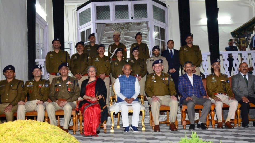 Himachal Governor Appeals for co-operation from all sections of the society to fight against the menace  HIMACHAL HEADLINES