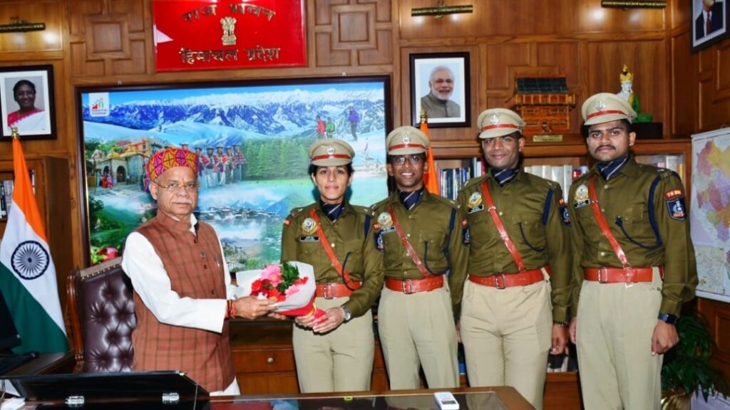 IPS Probationers Officers call on Himachal Governor HIMACHAL HEADLINES