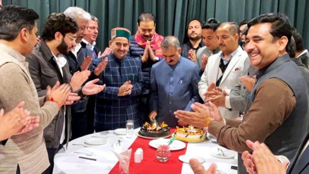 Newly elected MLAs felicitates Chief Minister Sukhu Newly elected MLAs felicitates Chief Minister Sukhu HIMACHAL HEADLINES