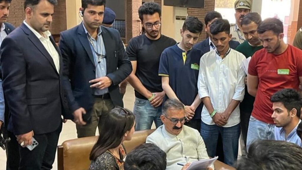 Better facilities to be ensured in Himachal Sarai Bhawan and Seva Sadan : Sukhu HIMACHAL HEADLINES