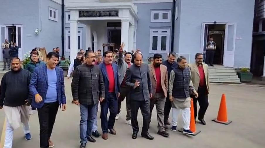 Himachal Opposition members disrupt question hours seeking discussion on outsourcing policy Himachal Opposition members disrupt question hours seeking discussion on outsourcing policy HIMACHAL HEADLINES