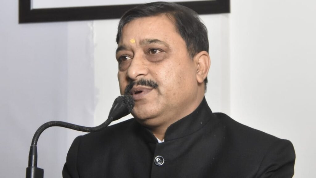 Loss of jobs of the outsourced employees unfortunate: Kashyap HIMACHAL HEADLINES